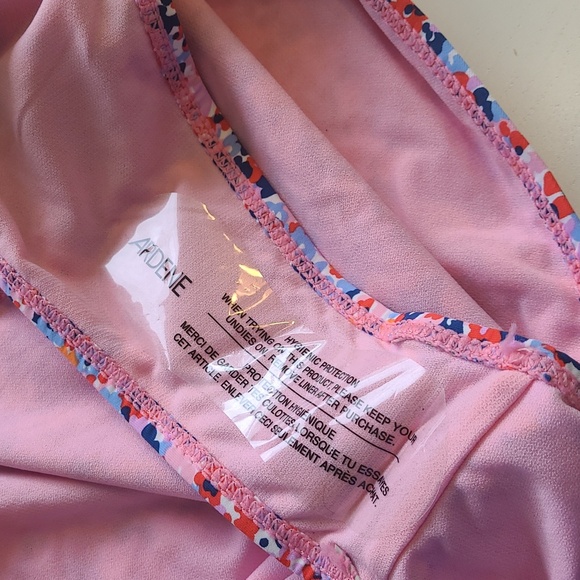 Swimsuit Size large NEW WITH TAGS - Picture 4 of 6